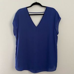 Cap sleeve blouse with back detail